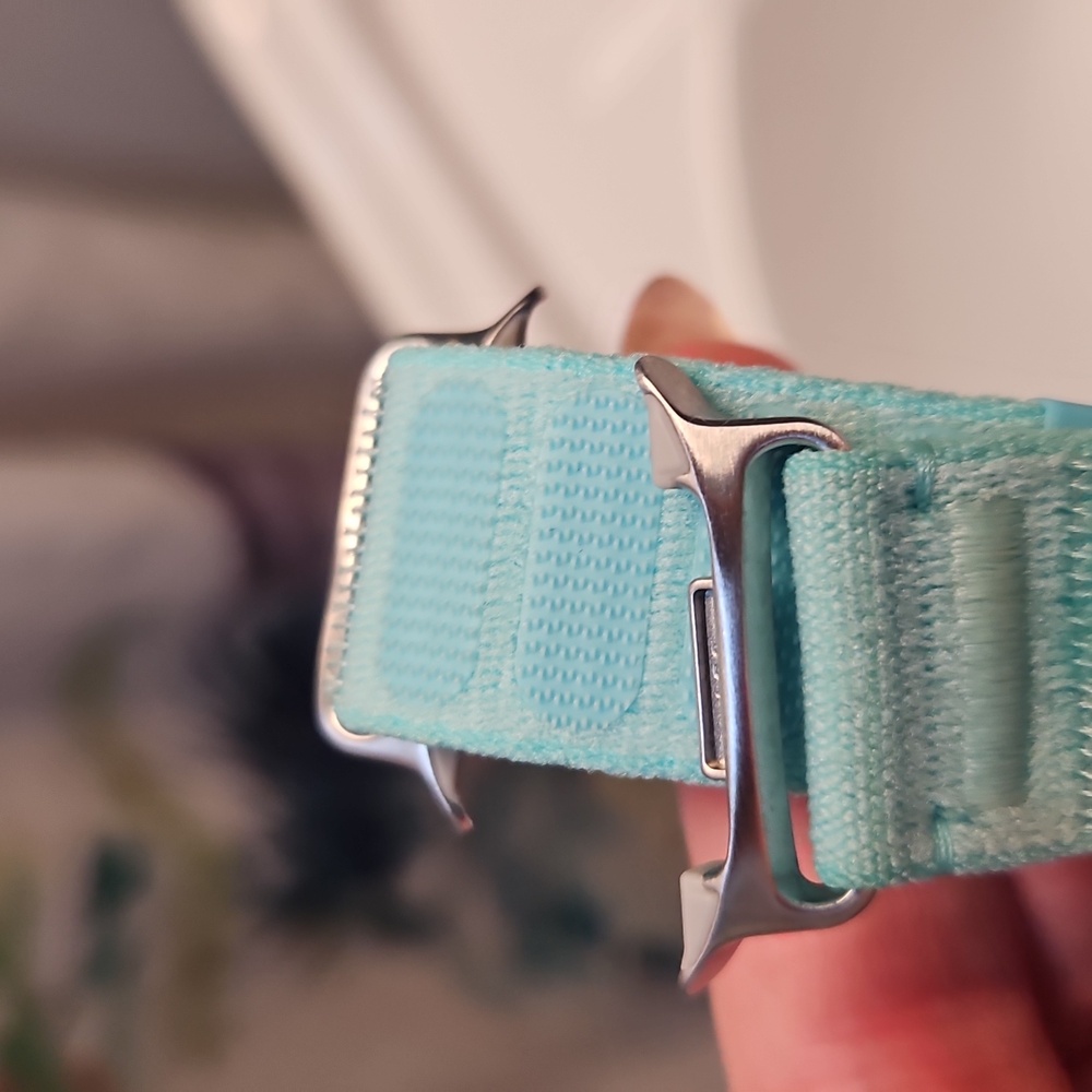 Samsung 8 Teal Watch Band - Picture 2 of 6